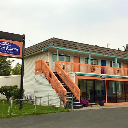 Howard Johnson By Wyndham Spokane Bagian luar foto
