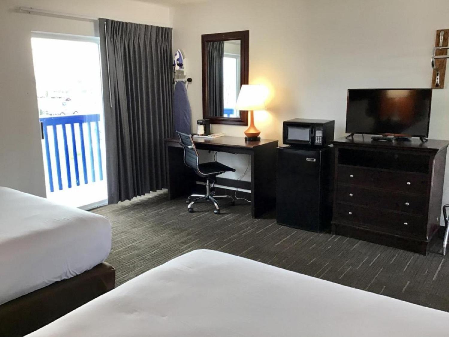 Howard Johnson By Wyndham Spokane Bagian luar foto